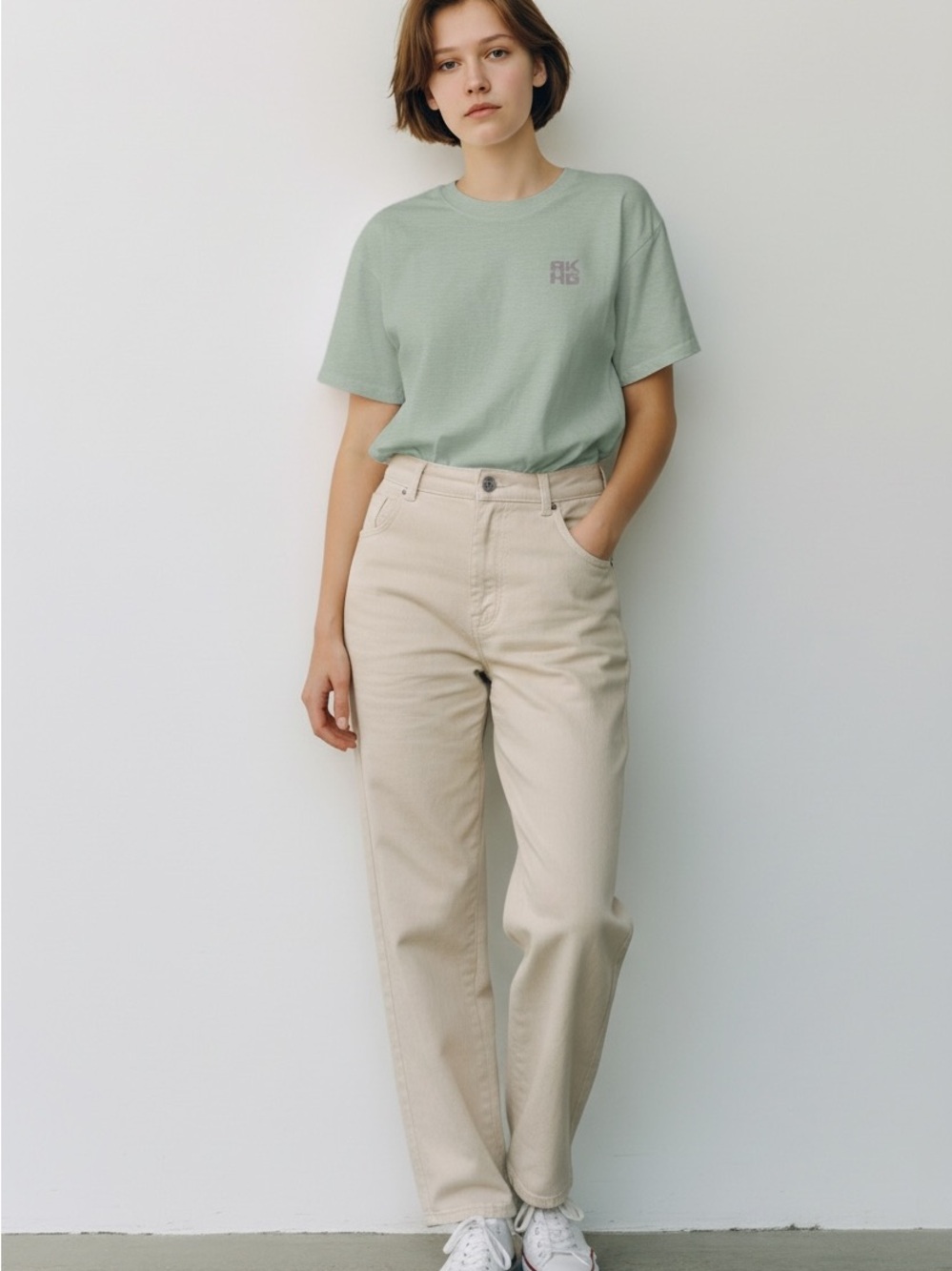 Women's AKHG Duluth Trading Light Green T-Shirt AKHG Logo Size Small